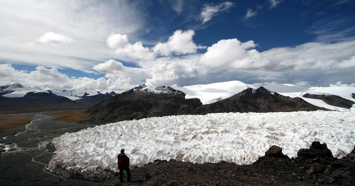 チベット高原の氷河から1万4400年前の未知のウイルスが見つかった